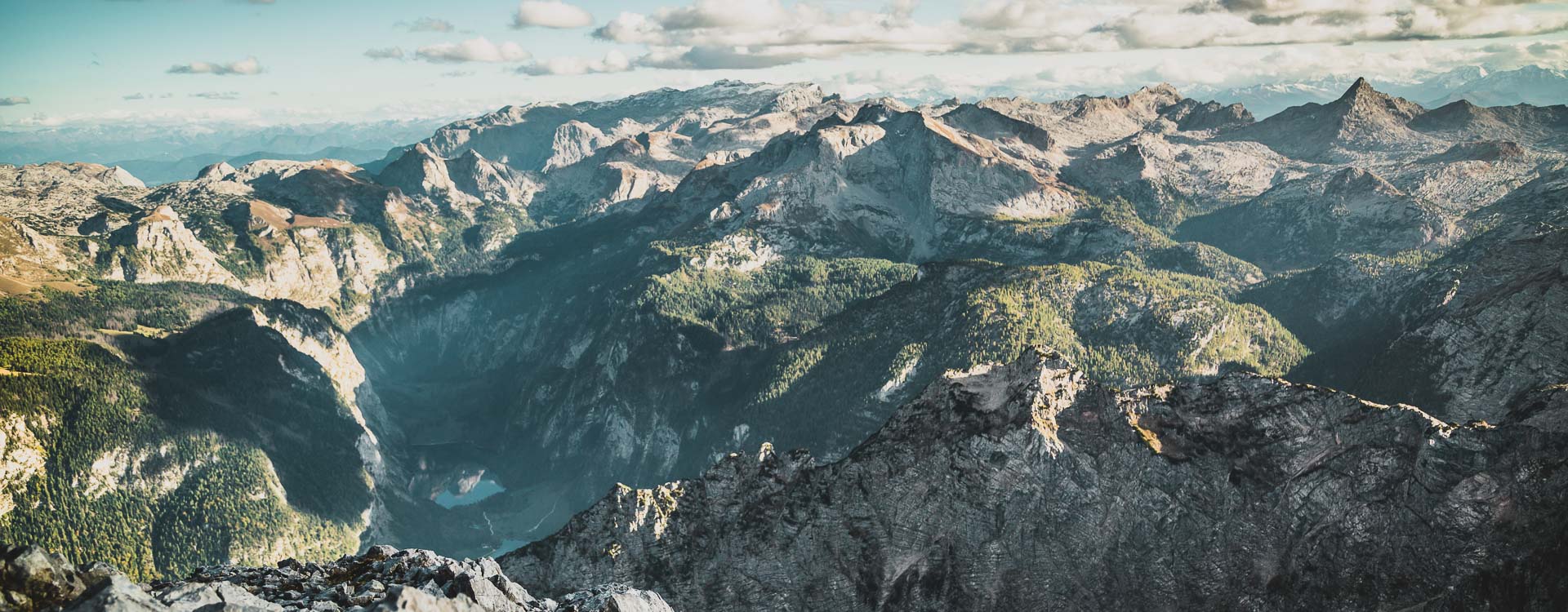Blick von der Watzmann Ueberschreitung ins steinerne Meer Blick von der Watzmann Ueberschreitung ins steinerne Meer