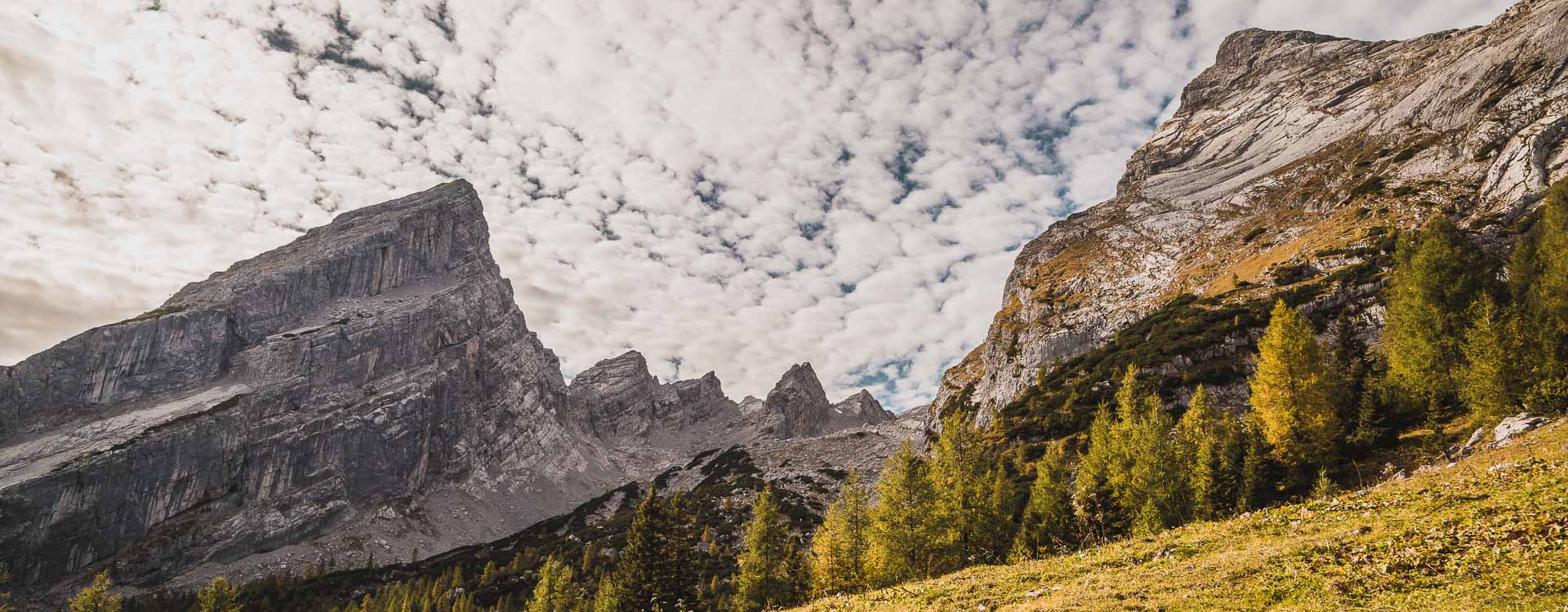 Der Watzmann mit den Kindern und der Watzmann Frau Der Watzmann mit den Kindern und der Watzmann Frau