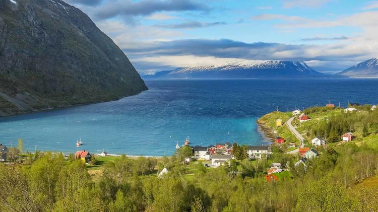 Die Bucht Von Koppangen Ist Stuetzpunkt Der Wander Reise Norwegen
